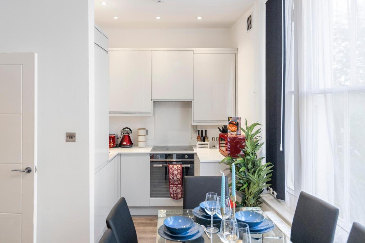 Central London'S Cosy Gem 外观 照片
